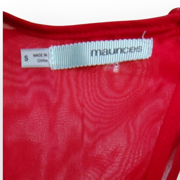 Maurices Women's Small Vibrant Red Short Sleeve Tee - Picture 10 of 16